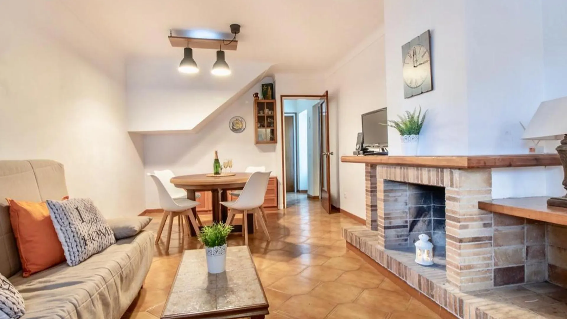 Casa L'Escala, 2 Dormitorios, 5 Personas - Es-325-35 Torroella de Montgrí Španělsko